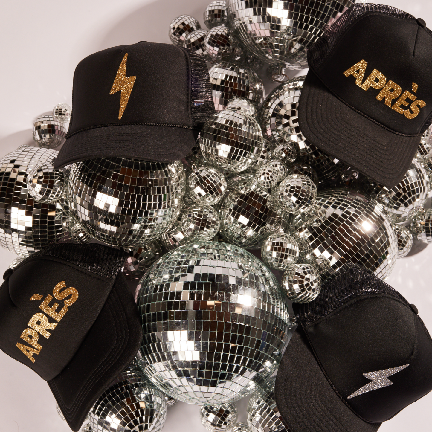 Apres Trucker Hat